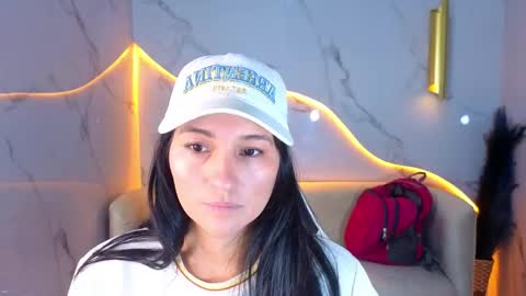 Snapshot of alisson_tx_ chatting on 26, 4, 2026 alisson_tx_ online show from 26, 4, 2026