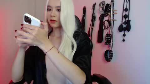 Alisson Beckett online show from 10, 3, 2026