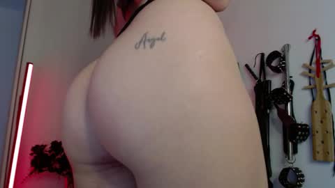 Snapshot of alissonbeckett chatting on 6, 6, 2026 Alisson Beckett online show from 6, 6, 2026
