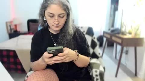 Snapshot of alix_valentine chatting on 17, 5, 2026 alix_valentine online show from 17, 5, 2026