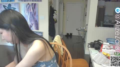 Alize Zaide online show from 14, 12, 2024