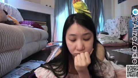 Alize Zaide online show from 6, 10, 2025