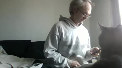 J online show from 28, 3, 2026