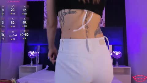 Snapshot of allanablake chatting on 7, 3, 2025 Allana online show from 7, 3, 2025