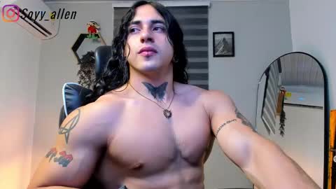 Snapshot of allen_rosse chatting on 2, 10, 2025 independent model 3 online show from 2, 10, 2025
