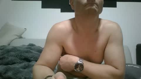 Snapshot of alles594462 chatting on 1, 10, 2025 alles594462 online show from 1, 10, 2025