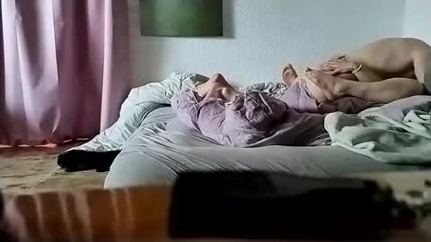 alles594462 online show from 25, 4, 2026