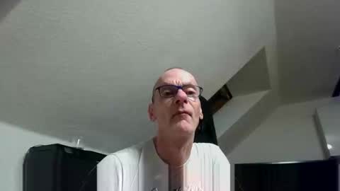 Snapshot of allesgeilbeiuns chatting on 13, 10, 2025 gay online show from 13, 10, 2025