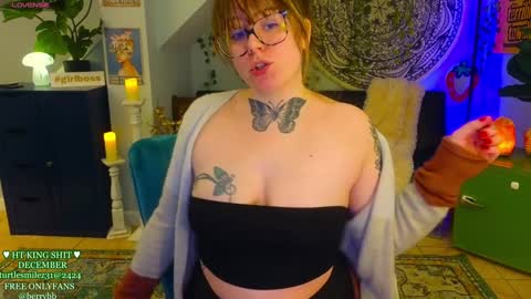 Snapshot of allieberrybb chatting on 30, 12, 2024  bb  online show from 30, 12, 2024