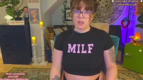 Snapshot of allieberrybb chatting on 15, 1, 2025  bb  online show from 15, 1, 2025