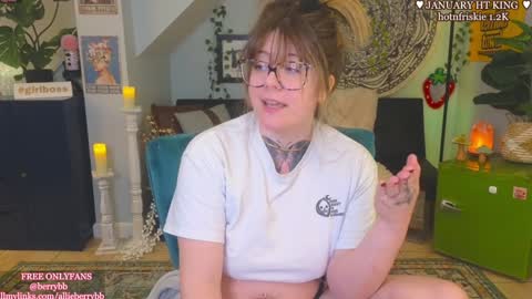 Snapshot of allieberrybb chatting on 17, 1, 2025  bb  online show from 17, 1, 2025