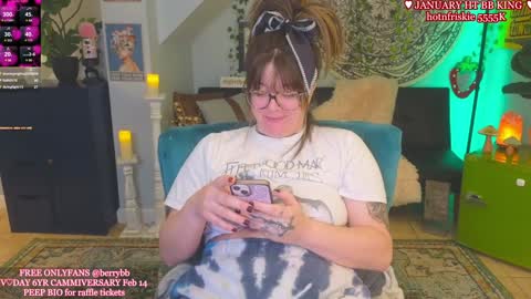 Snapshot of allieberrybb chatting on 22, 1, 2025  bb  online show from 22, 1, 2025