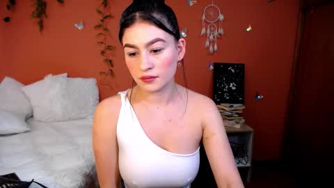 Snapshot of allierose_ chatting on 20, 11, 2025 Allie online show from 20, 11, 2025