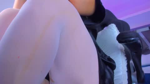 Snapshot of allijadid chatting on 23, 1, 2025 online show from 23, 1, 2025