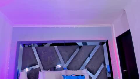 Snapshot of allijadid chatting on 1, 2, 2025 online show from 1, 2, 2025