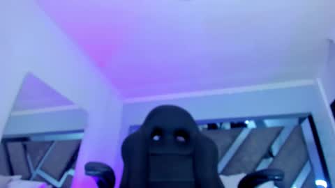 Snapshot of allijadid chatting on 24, 2, 2025 online show from 24, 2, 2025