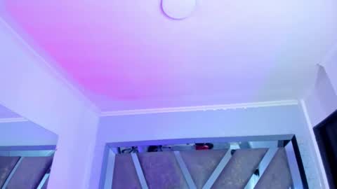 Snapshot of allijadid chatting on 7, 3, 2025 online show from 7, 3, 2025