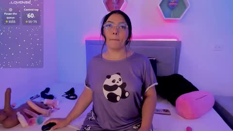 Snapshot of allison_muun chatting on 21, 2, 2026 Ally online show from 21, 2, 2026