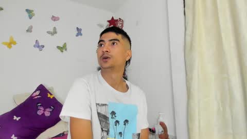 Snapshot of allisonjustingb chatting on 24, 12, 2024 AllisonJustin online show from 24, 12, 2024