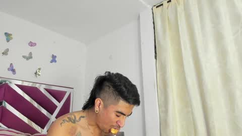 Snapshot of allisonjustingb chatting on 3, 3, 2025 AllisonJustin online show from 3, 3, 2025