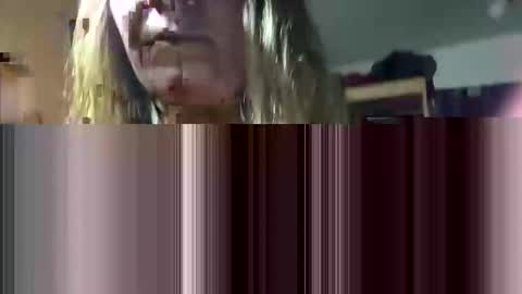 Snapshot of allisonlove2 chatting on 19, 5, 2026 allisonlove2 online show from 19, 5, 2026