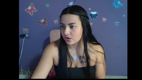 Snapshot of allisonn_smith18 chatting on 8, 4, 2026 Alisson online show from 8, 4, 2026