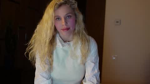 Snapshot of allissonhotbb chatting on 1, 2, 2025 allissonhotbb online show from 1, 2, 2025