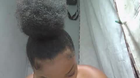 allizida01 online show from 6, 1, 2026