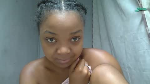 allizida01 online show from 7, 1, 2026