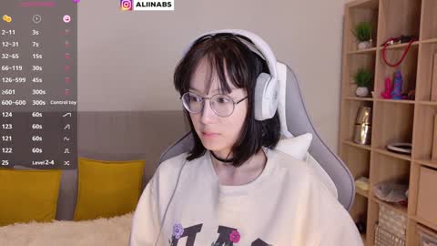 Snapshot of alllinaeve chatting on 9, 2, 2025 Alina online show from 9, 2, 2025