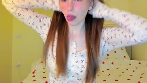 Snapshot of alllura chatting on 3, 2, 2026 Axi online show from 3, 2, 2026