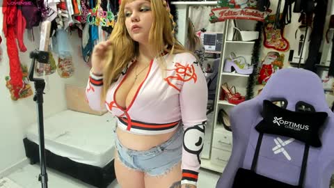 allsson_miller online show from 4, 1, 2025