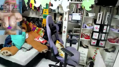 allsson_miller online show from 15, 10, 2025