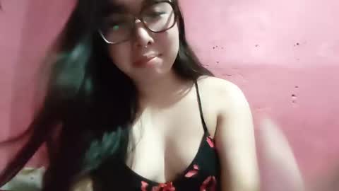 Snapshot of alluring_alicia chatting on 4, 5, 2026 Miss Alicia online show from 4, 5, 2026