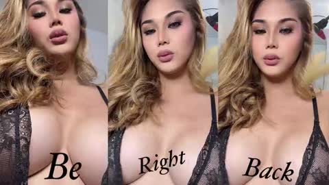 Snapshot of alluringallison chatting on 12, 11, 2025 Allison online show from 12, 11, 2025