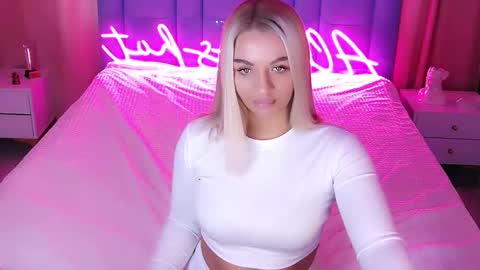 AlwaysHot online show from 25, 10, 2025