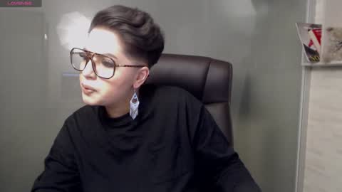         online show from 7, 2, 2025