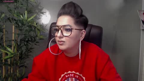         online show from 18, 2, 2025