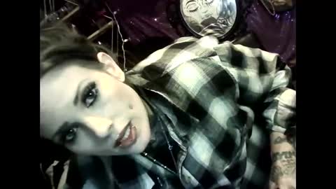 allymoon1369 online show from 16, 4, 2026