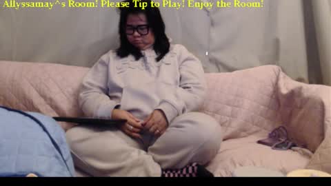 Allyssamay online show from 24, 11, 2025