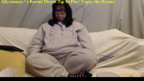 Allyssamay online show from 25, 11, 2025