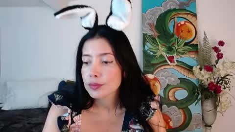 alma_art_ online show from 6, 4, 2026