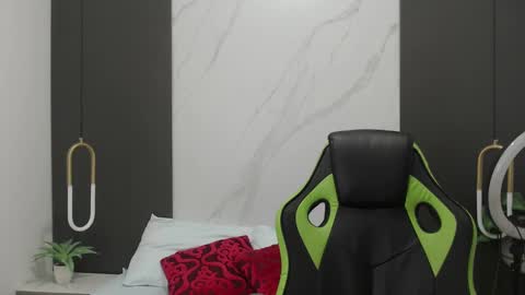 Snapshot of alma_fenix chatting on 18, 1, 2025 ALMA FENIX online show from 18, 1, 2025