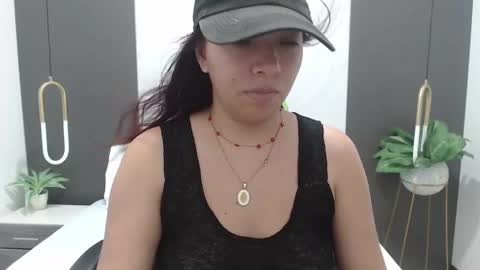 Snapshot of alma_fenix chatting on 25, 2, 2025 ALMA FENIX online show from 25, 2, 2025