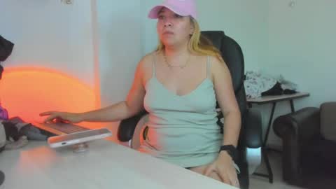 ALMA FENIX  online show from 2, 4, 2026