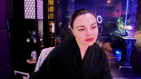 Snapshot of alma_pearl chatting on 22, 6, 2026 Alma online show from 22, 6, 2026