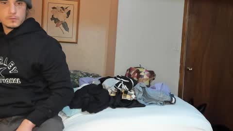 Snapshot of almakay01 chatting on 12, 1, 2025 Jean and nick online show from 12, 1, 2025