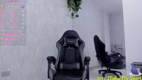 Snapshot of almazz_ chatting on 17, 11, 2025 Santy online show from 17, 11, 2025