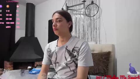 Snapshot of almazz_ chatting on 24, 11, 2025 Santy online show from 24, 11, 2025