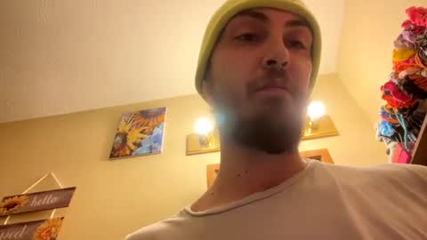 Snapshot of almightyj0420 chatting on 28, 2, 2025 almightyj0420 online show from 28, 2, 2025